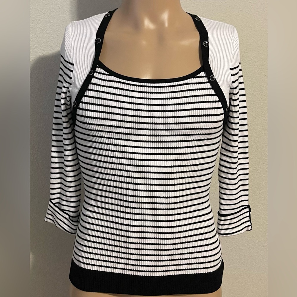 White House Black Market Stretchy Lightweight Sweater Blouse with Button Accents